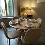 La Maison Vieille &