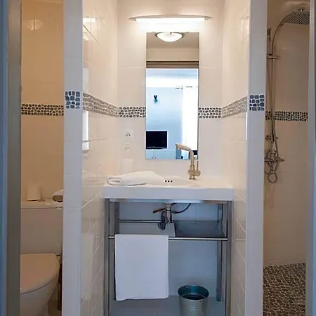 La Maison Vieille Maison D'Hotes & Gites 3*
