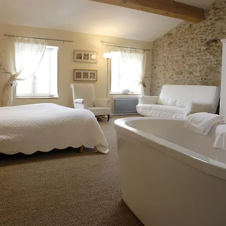 La Maison Vieille Maison D'hôtes&gîtes Casa de hóspedes